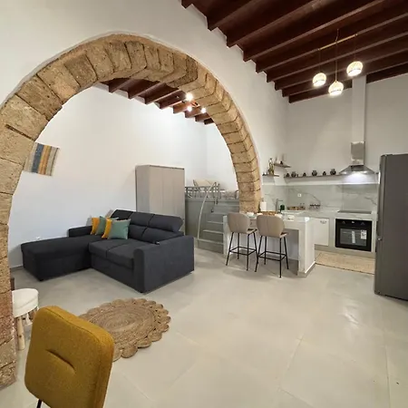 Bougainvillea Apartment